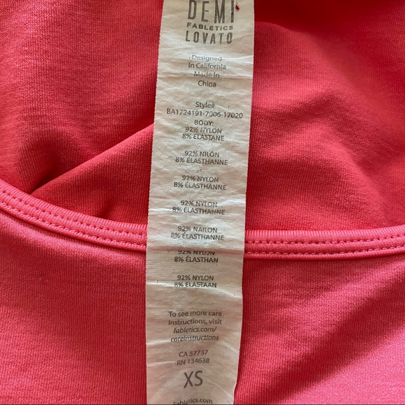 Fabletics Demi Lovato Collection Bundle Set - Picture 4 of 9